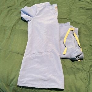 COPY - XXS P figs scrub set